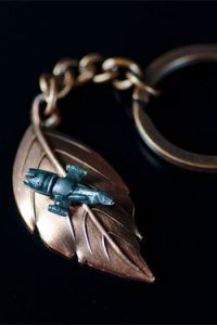 Firefly Key Chain/Pendant Leaf On The Wind 5 cm Quantum Mechanix