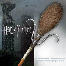 Harry Potter Replica 1/1 Firebolt Broom Noble Collection