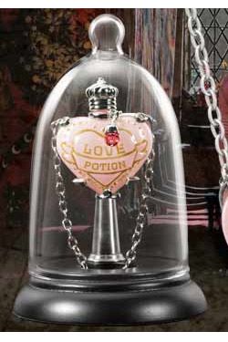 Harry Potter Love Potion Pendant and Display Noble Collection