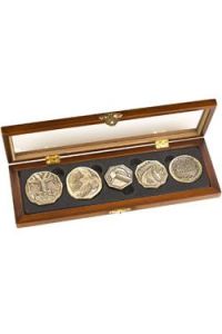 The Hobbit Dwarven Treasure Coin Set