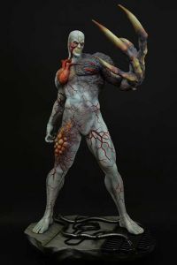 Resident Evil Statue Tyrant 53 cm Hollywood Collectibles Group