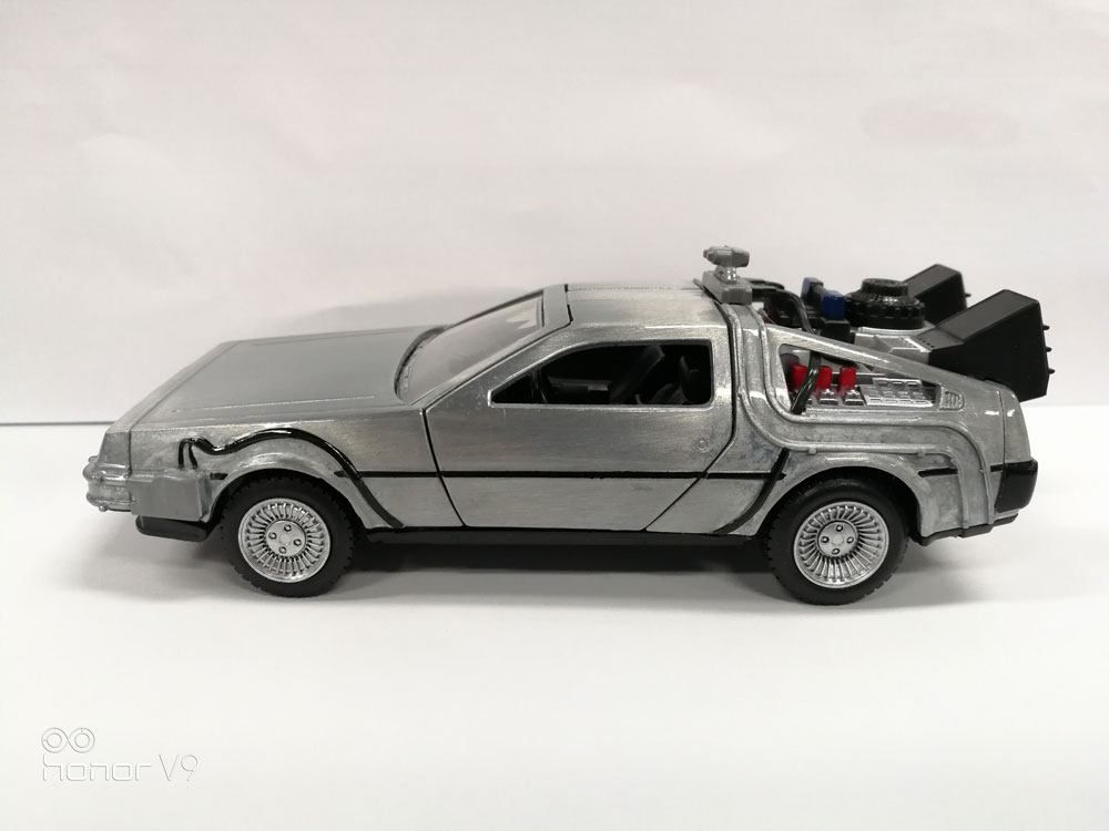 Back to the Future Hollywood Rides Diecast Model 1/32 DeLorean Time Machine Jada Toys