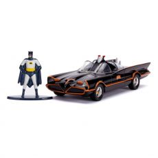Batman Classic TV Series Diecast Model 1/32 1966 Classic Batmobile with Figure