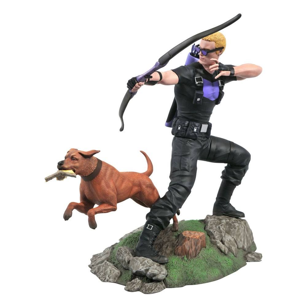 Marvel Comic Gallery PVC Statue Hawkeye with Pizza Dog 23 cm Diamond Select