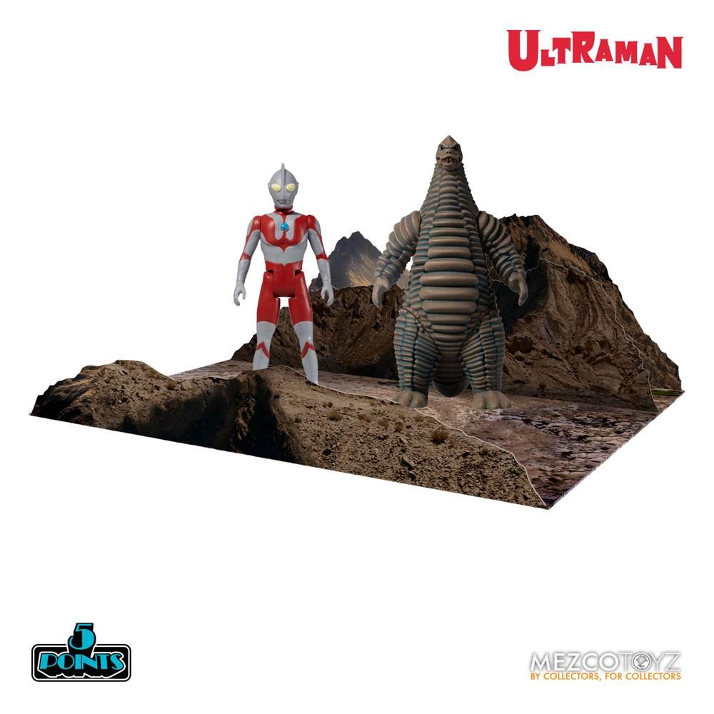 Ultraman 5 Points Action Figures Ultraman & Red King Boxed Set Mezco Toys