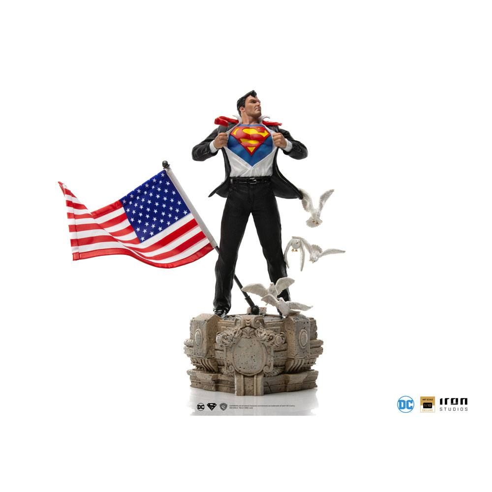 DC Comics Deluxe Art Scale Statue 1/10 Clark Kent 29 cm Iron Studios