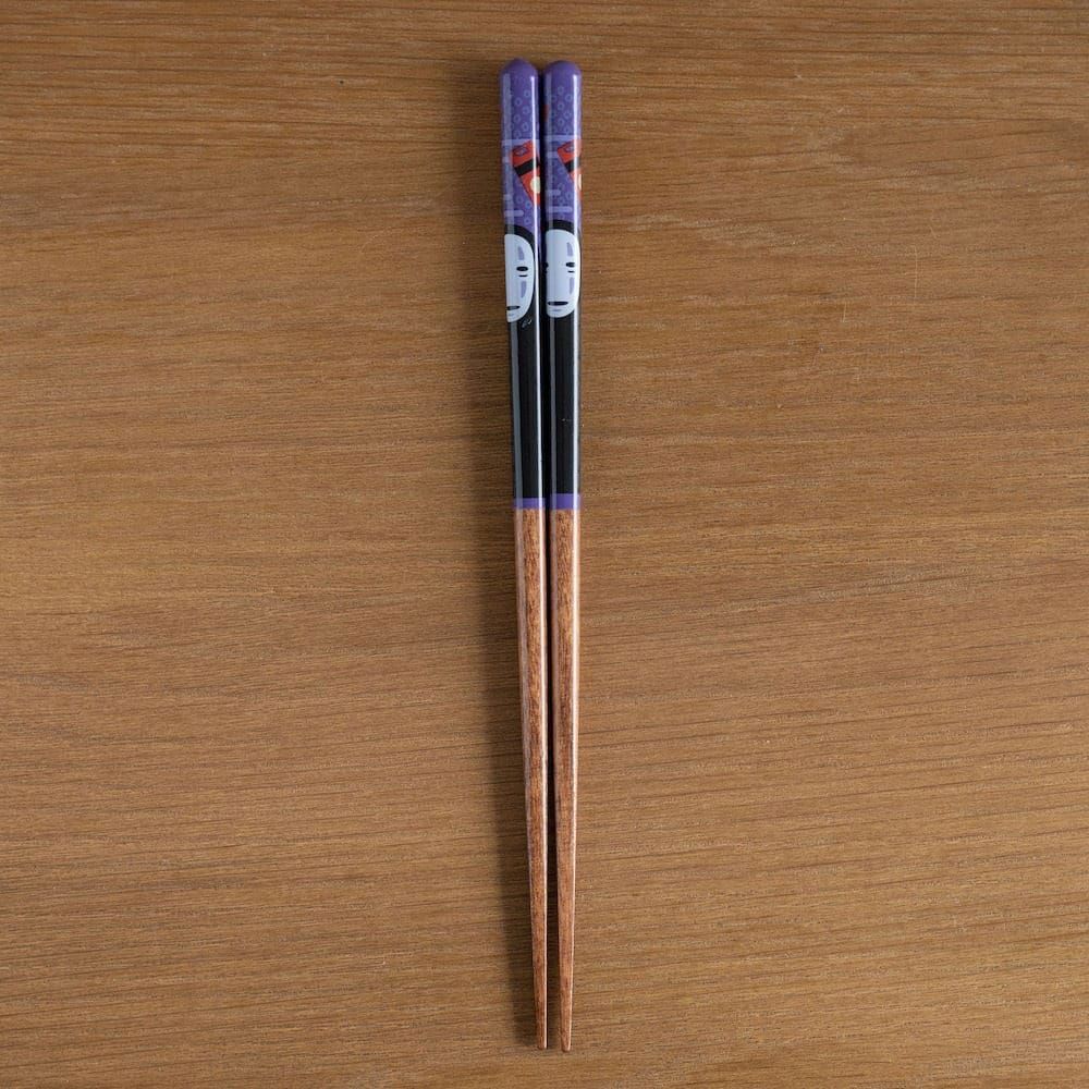 Studio Ghibli lacquered Chopsticks sketches Spirited Away No Face & Lantern 21 cm Skater