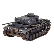 World of Tanks Model Kit 1/72 Panzer III 9 cm Revell