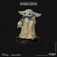Star Wars: The Mandalorian Classic Collection Statue 1/5 Grogu Eating Frog 10 cm Attakus