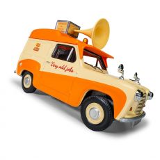 Wallace & Gromit Die Cast Model 1/43 Austin A35 Van Collection - Cheese Please!, Top Bun, Spick & Spanmobile Corgi