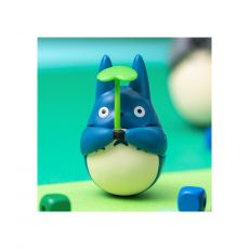 My Neighbor Totoro Round Bottomed Figurine Mid Totoro with leaf 6 cm Semic