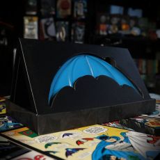 DC Comics Replica Retro Batman Batarang Limited Edition 18 cm FaNaTtik