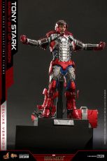 Iron Man 2 Movie Masterpiece Action Figure 1/6 Tony Stark (Mark V Suit Up Version) Deluxe 31 cm Hot Toys