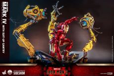 Iron Man 2 Action Figure 1/4 Iron Man Mark IV with Suit-Up Gantry 49 cm Hot Toys