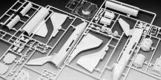 James Bond Model Kit Gift Set 1/144 Space Shuttle (Moonraker) Revell