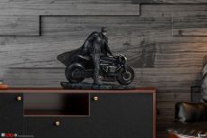The Batman Premium Format Statue The Batman 48 cm Sideshow Collectibles