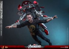 The Avengers Movie Masterpiece Action Figure 1/6 Tony Stark (Mark VII Suit-Up Version) 31 cm Hot Toys