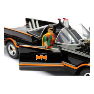 DC Comics Diecast Model 1/24 Batman 1966 Classic Batmobile Jada Toys