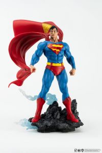 Superman PX PVC Statue 1/8 Superman Classic Version 30 cm - Damaged packaging