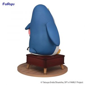 Spy x Family Exceed Creative PVC Statue Anya Forger with Penguin 19 cm Furyu