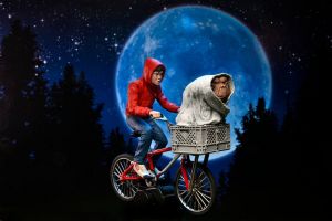 E.T. the Extra-Terrestrial Action Figure Elliott & E.T. on Bicycle 13 cm - Damaged packaging NECA