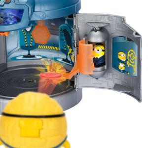 Despicable Me 4 Mega Minion Playset Transformation Chamber Moose Toys
